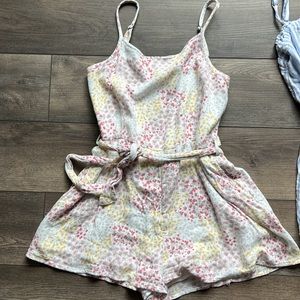 Abercrombie Kids Sz 11/12 Floral Jumper